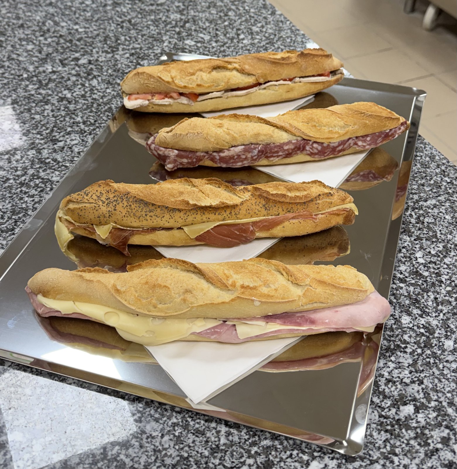 Sandwich et snacking : Sandwichs et pains bagnats préparés sur place